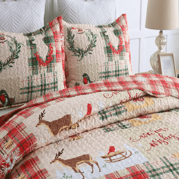 Marcielo Christmas Quilt Set - Snowflakes, Deer, Snowman Pattern Holiday Bedding Bed Set (1 Quilt 2 Pillow Shams) - B021